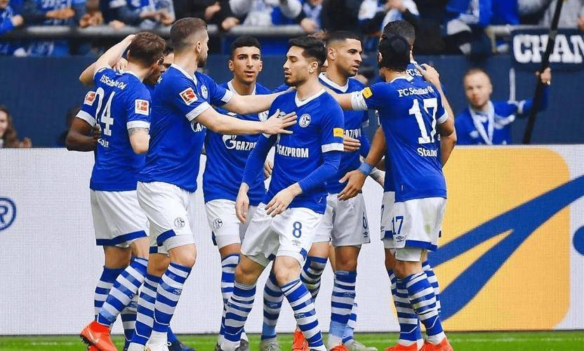 包含柏林赫塔客场不敌强敌，遭遇低迷的词条