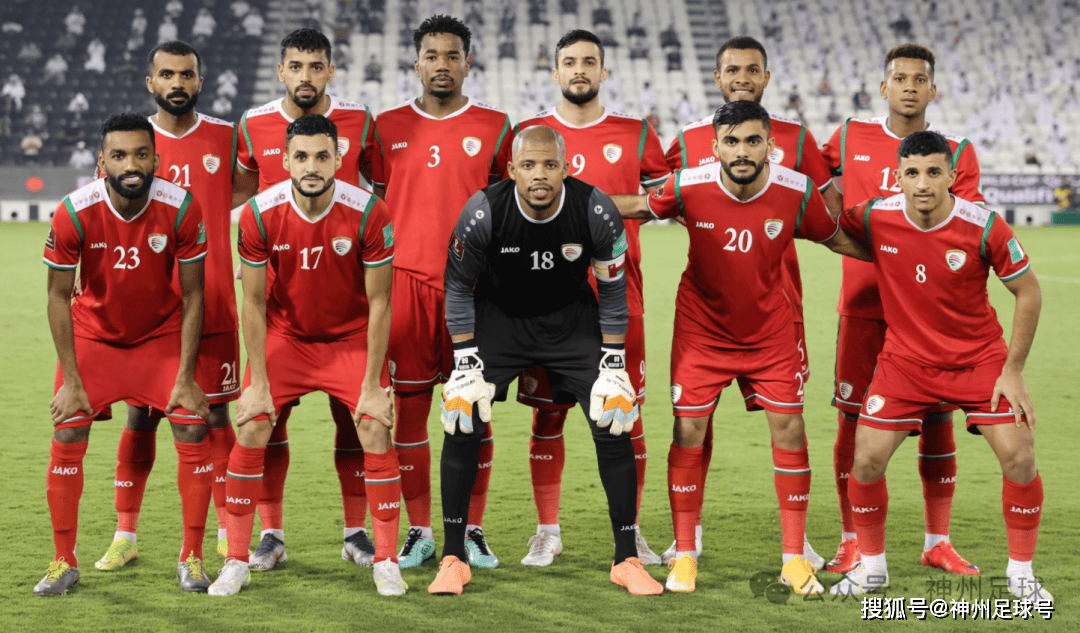 足球巨人厮杀交锋，国内强队烽烟终现