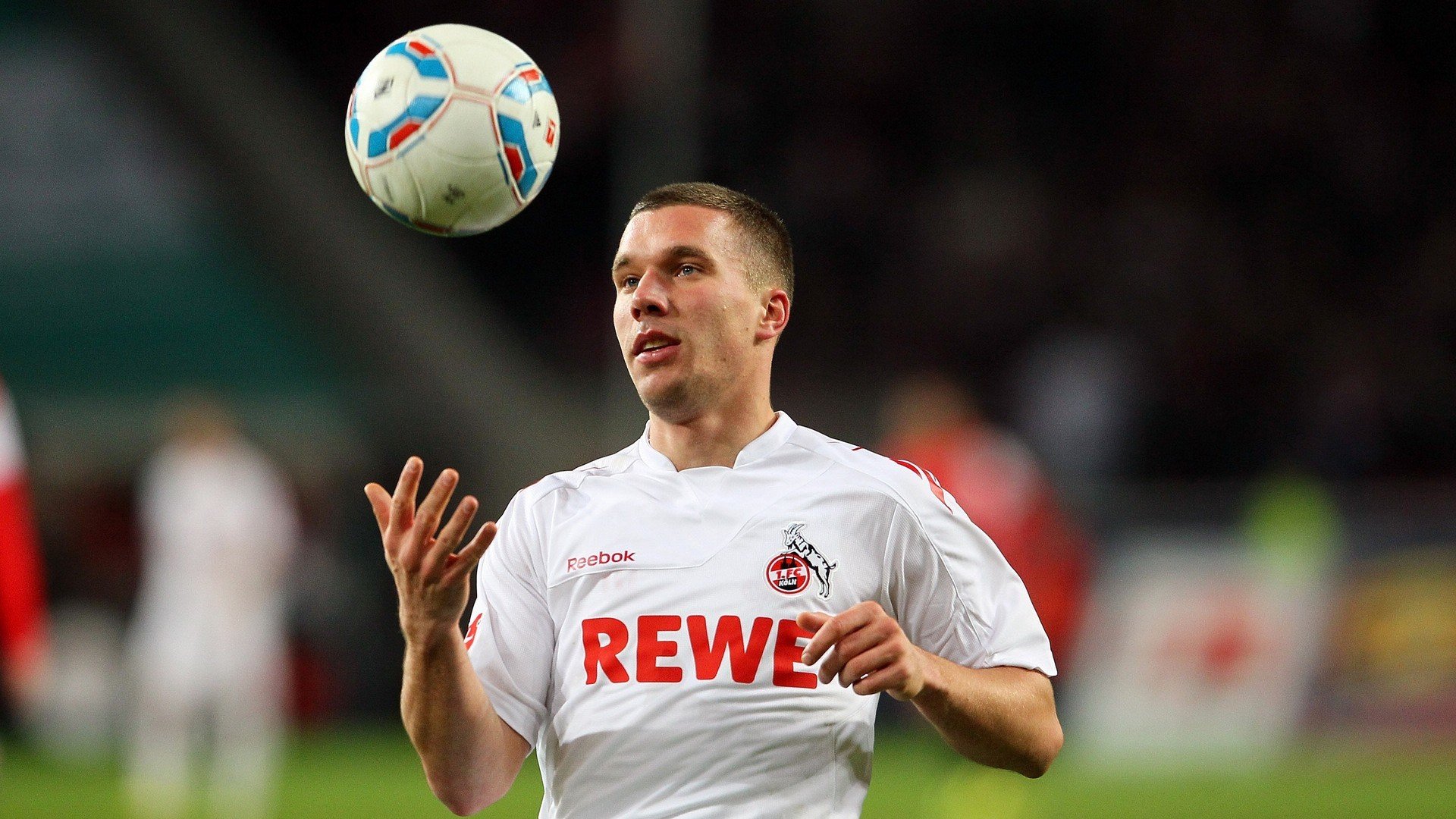 东方巨龙觉醒之夜，范弗利特导演上海队完胜步行者，书写中美篮球交流新篇章